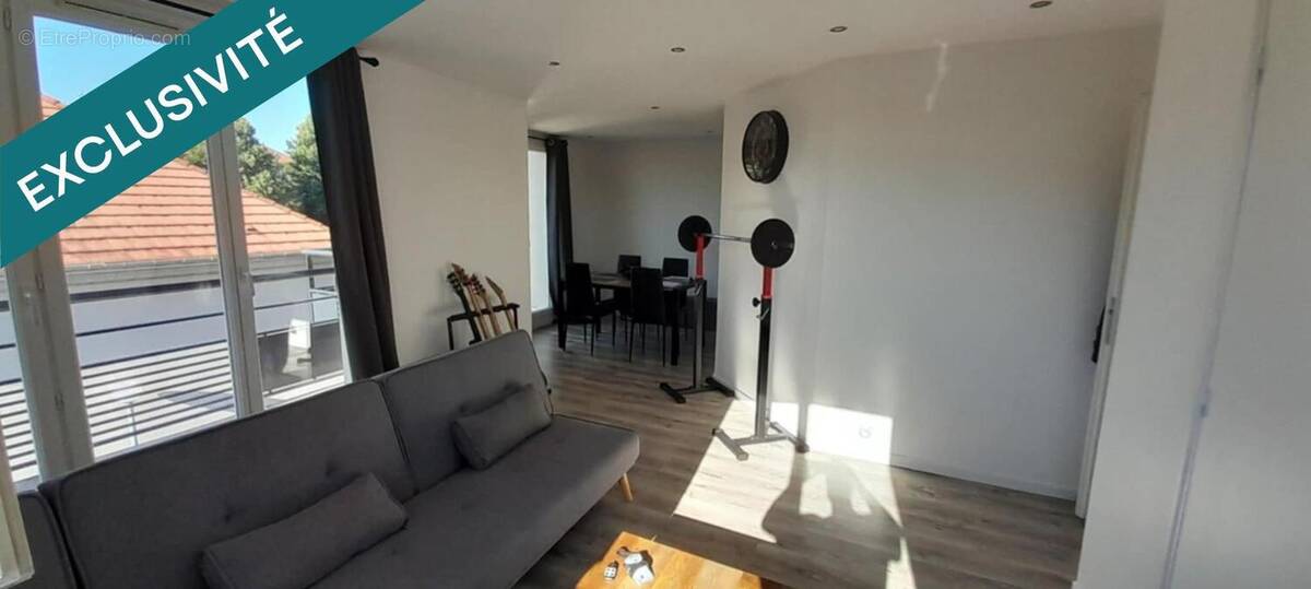 Photo 1 - Appartement à MOISSY-CRAMAYEL