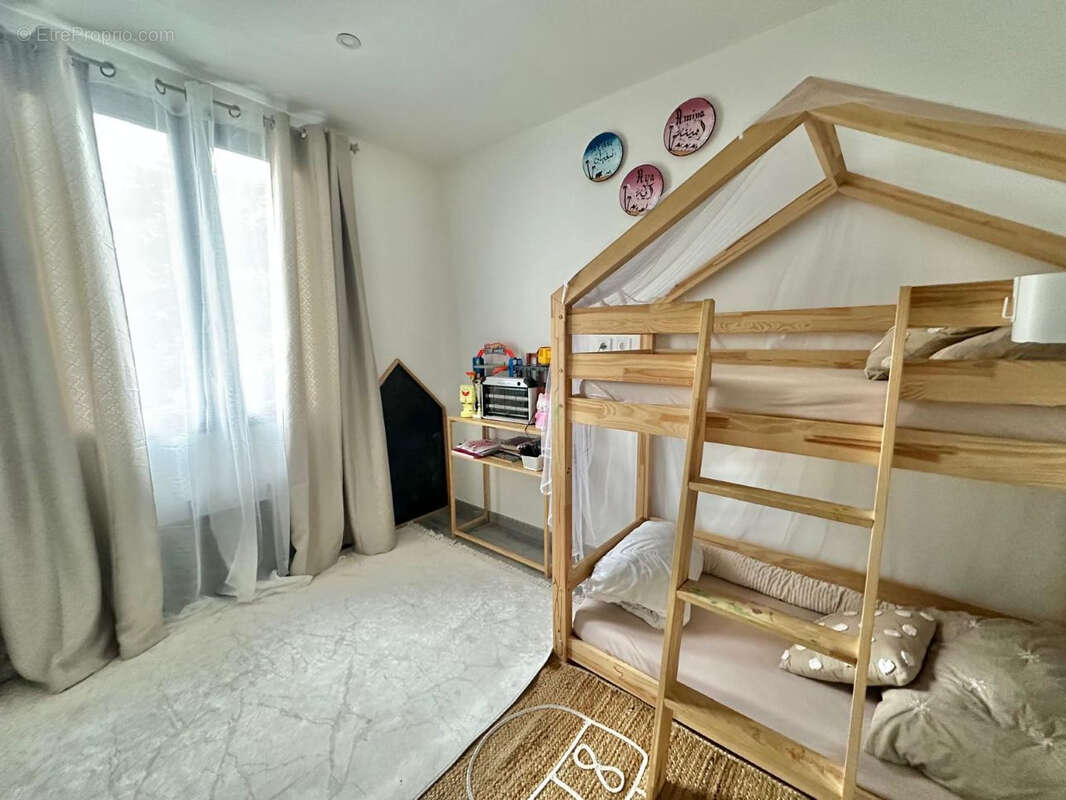 Maison à SARTROUVILLE