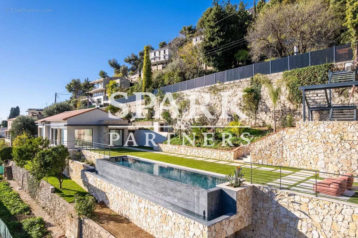 Maison à ROQUEBRUNE-CAP-MARTIN