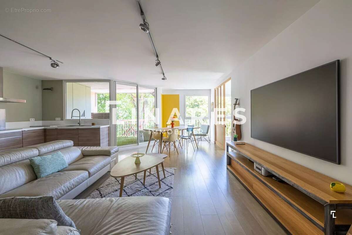 CÔTÉ PARC - Appartement T4 de 82m2 - Terrasse - Parking - 13012 BEAUMONT - photo 4
