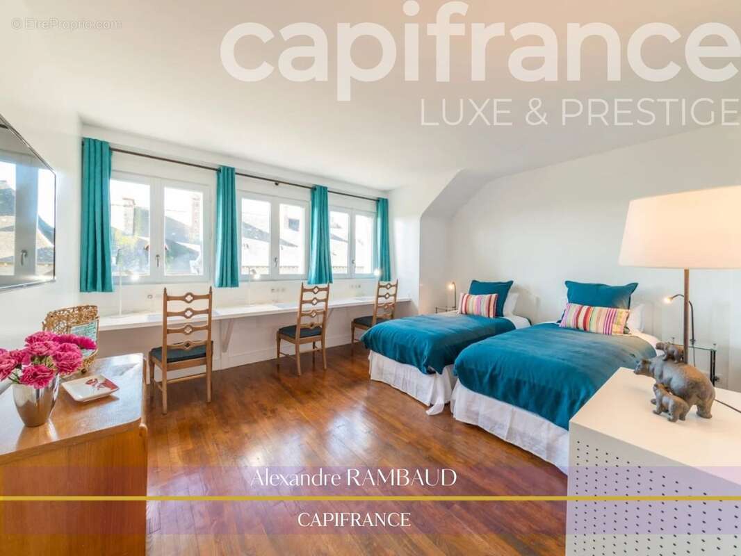Propriété à vendre 17 pièces en plein centre de DOL DE BRETAGNE (35) - proche de Saint Malo - photo 24