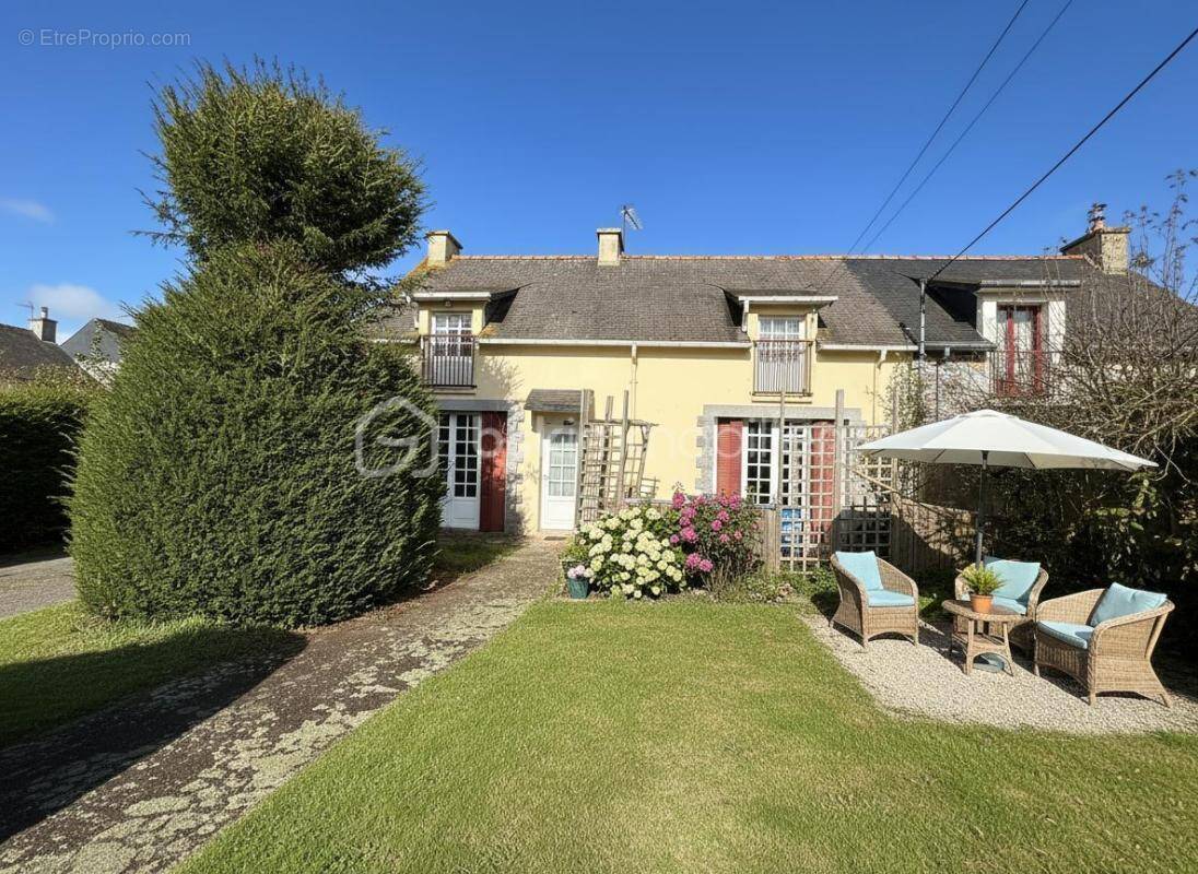 Maison à BRUC-SUR-AFF