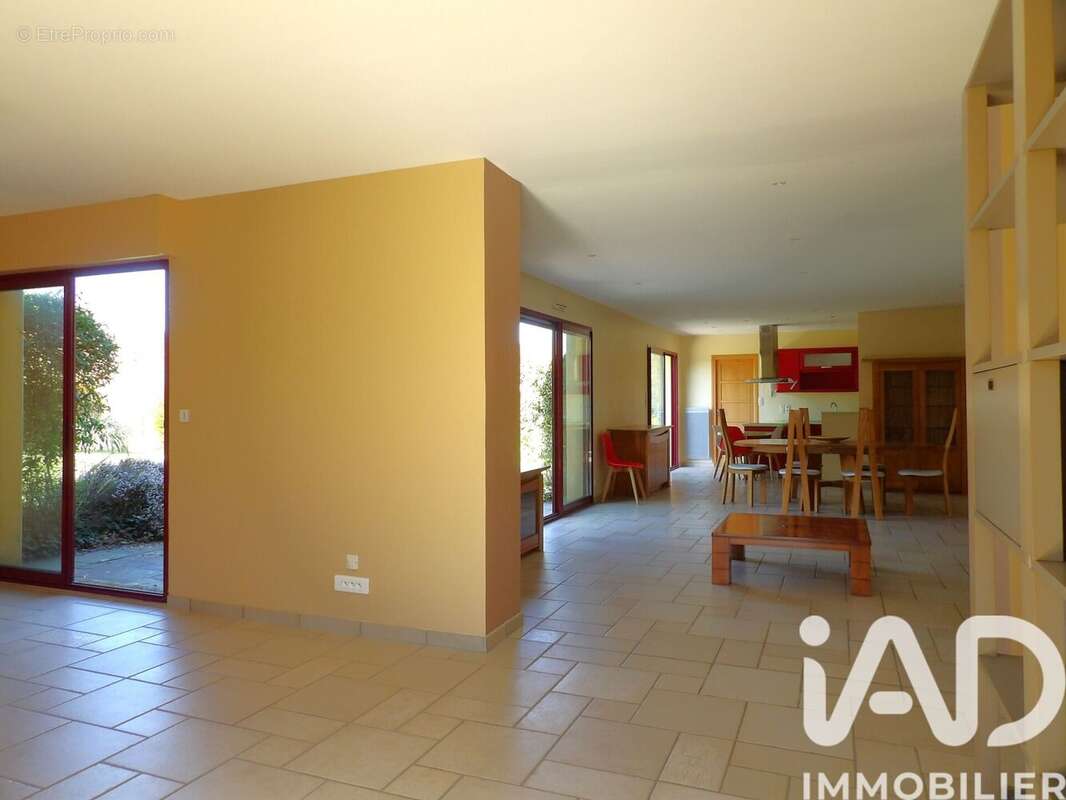 Maison 147 m² à Saint-Quay-Portrieux  - photo 5