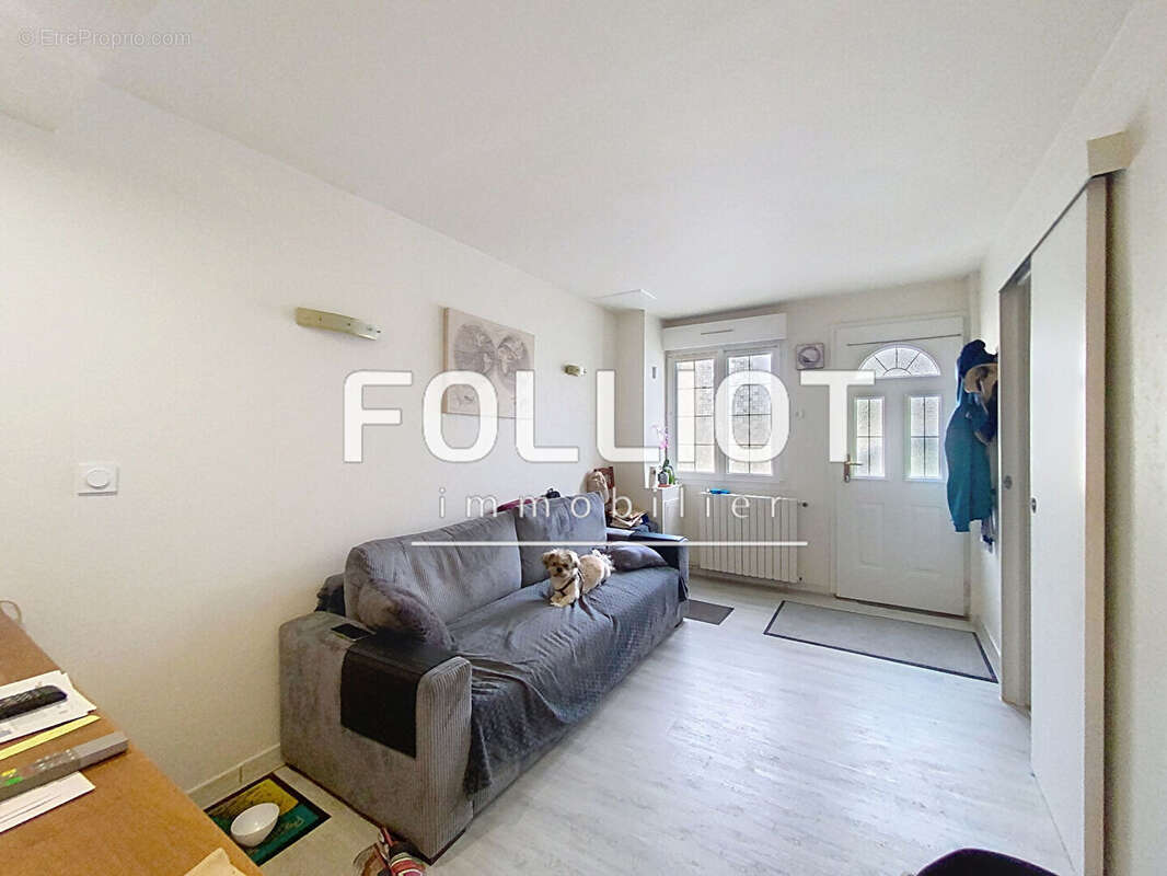 Appartement à CONDE-SUR-NOIREAU