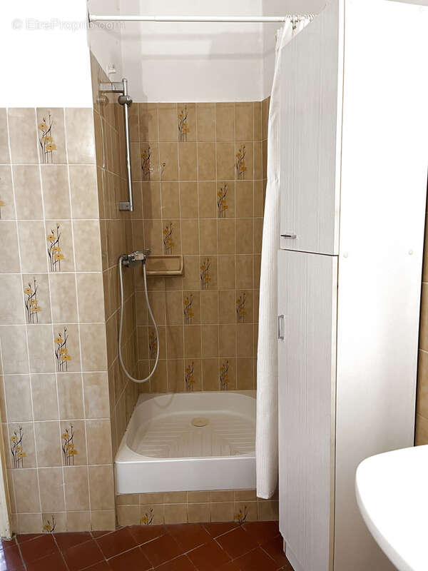 Appartement à VILLECROZE