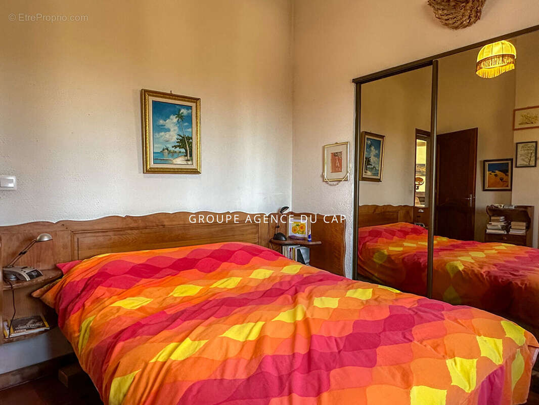 Maison à LES ISSAMBRES