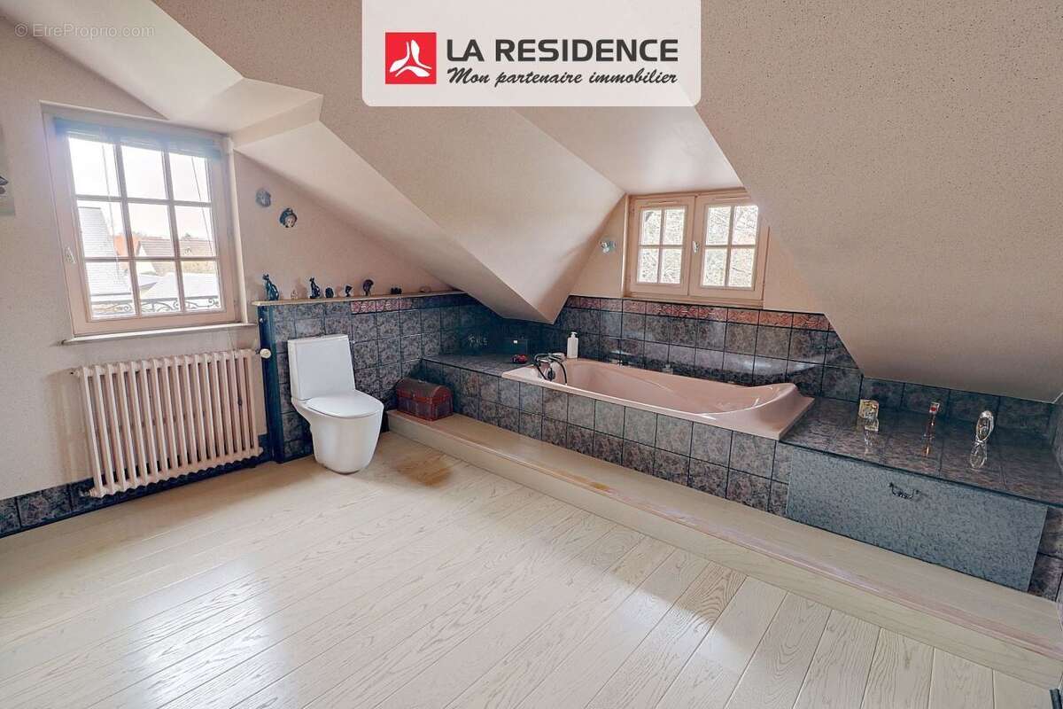 Maison à SAINT-JEAN-DU-CARDONNAY