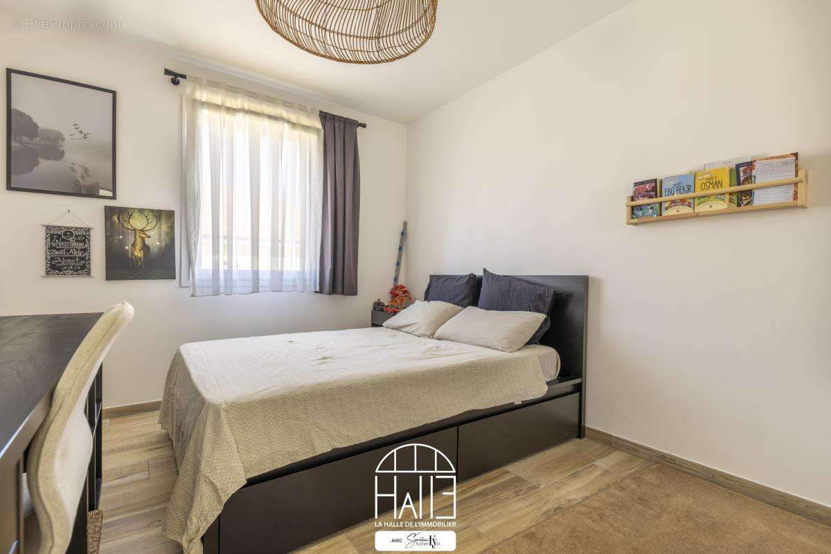 Maison 221 m² à Chateauroux  - photo 14