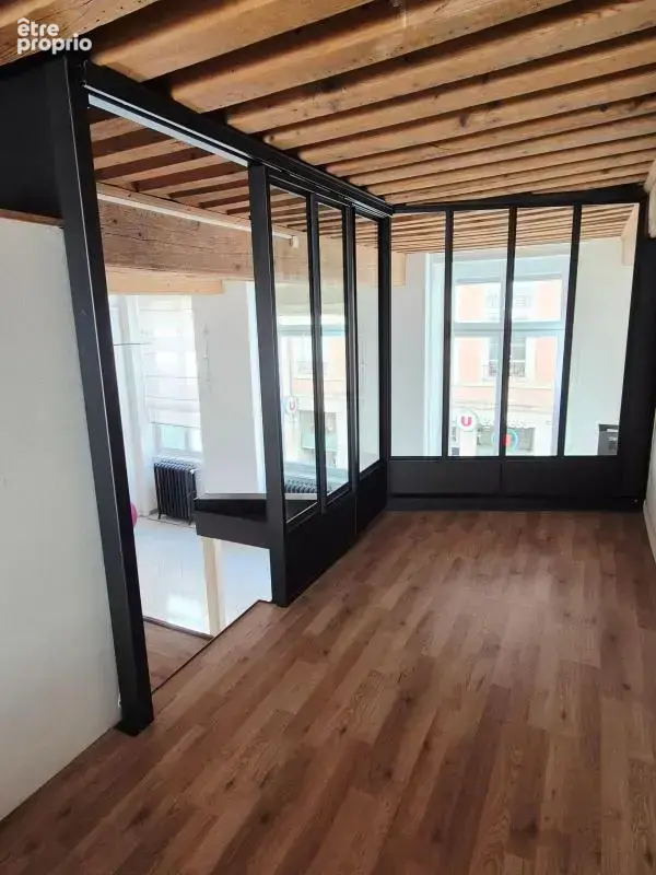 Rue Jacquard, beau Canut totalement rénové, DPE B - photo 10