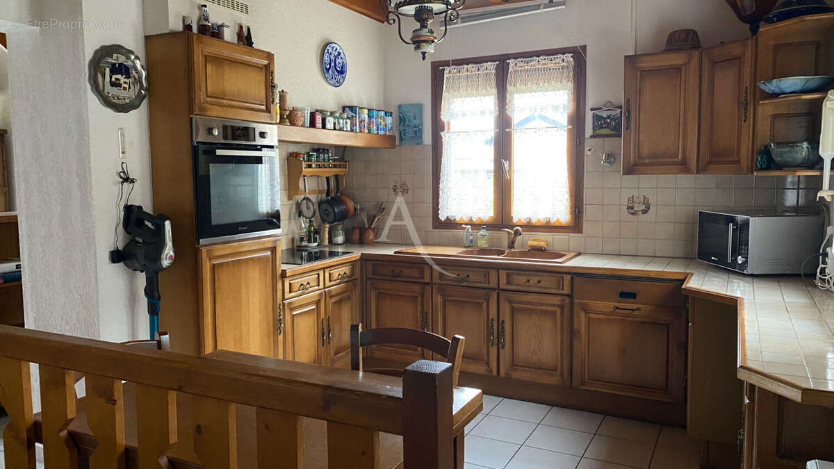 Vue lac de Matemale, volumes, confort et cadre exceptionnel : une maison rare à saisir ! - photo 5