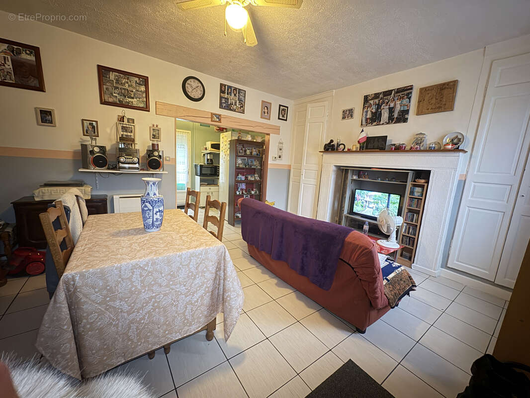 Maison à FLIXECOURT