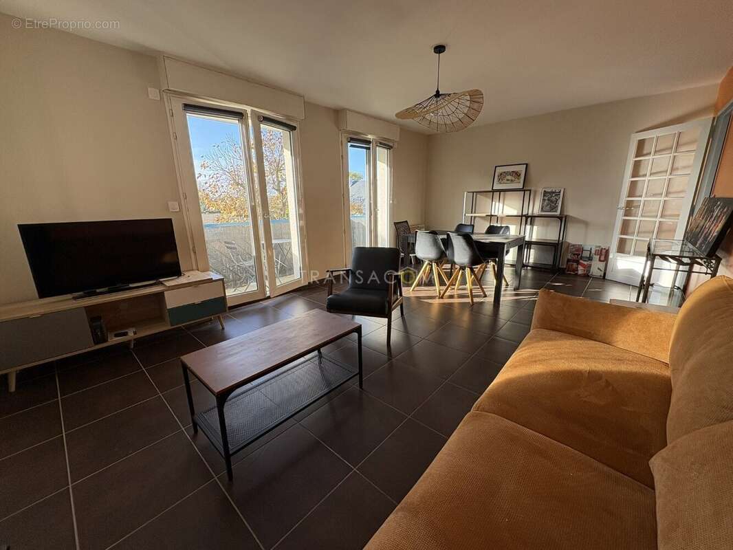 Appartement à LA RICHE