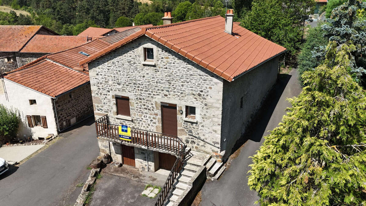 Maison avec jardin, garage et dépendances - 110 m² - Vaures (à 5 min de Loudes) - photo 13