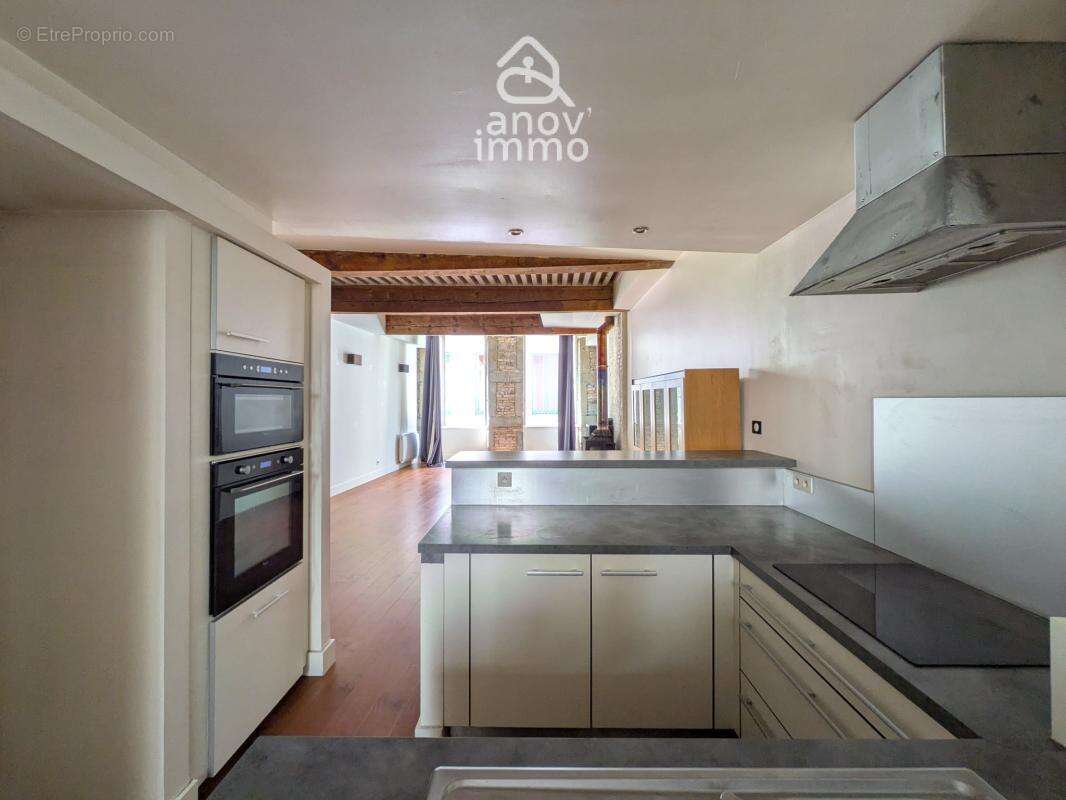 Magnifique Duplex de 91m2, proche Halles sainte Claire - photo 7