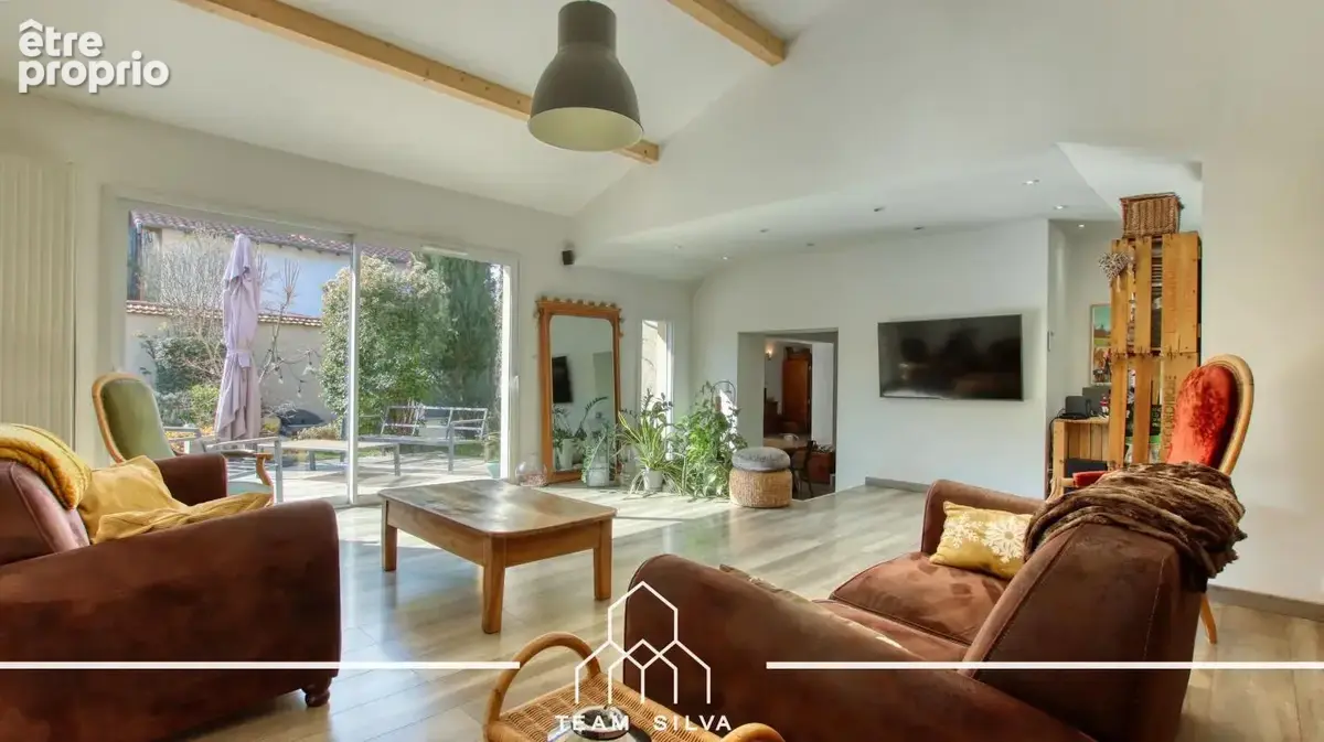 Maison 195 m² à Mions  - photo 4