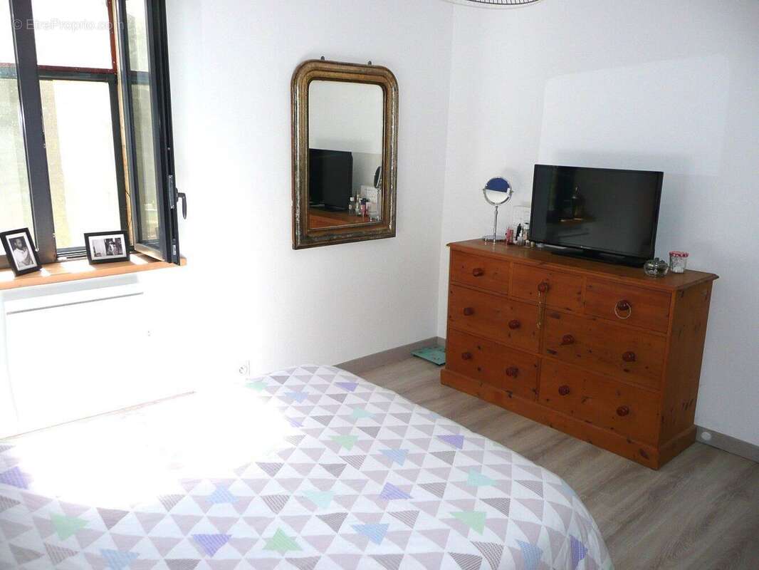 Maison de caractère renovée avec gîte et piscine - Salles Courbatiés - photo 3