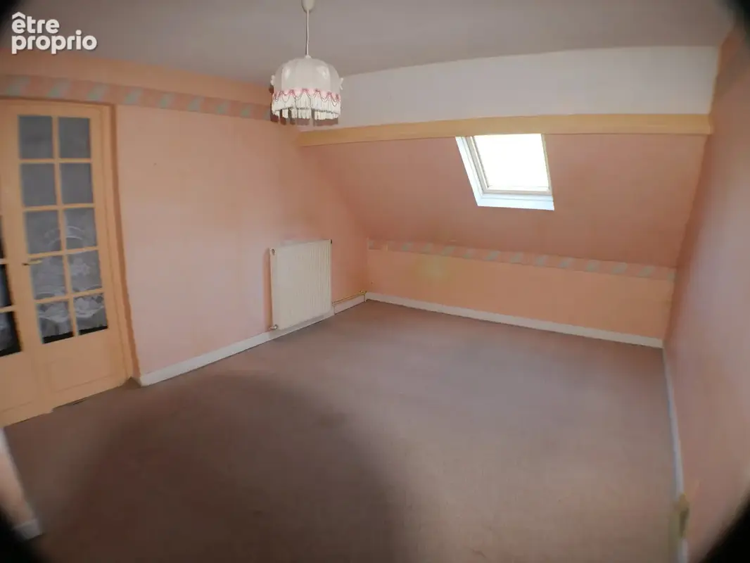 Charmante maison 6 pièces à Favières. - photo 11
