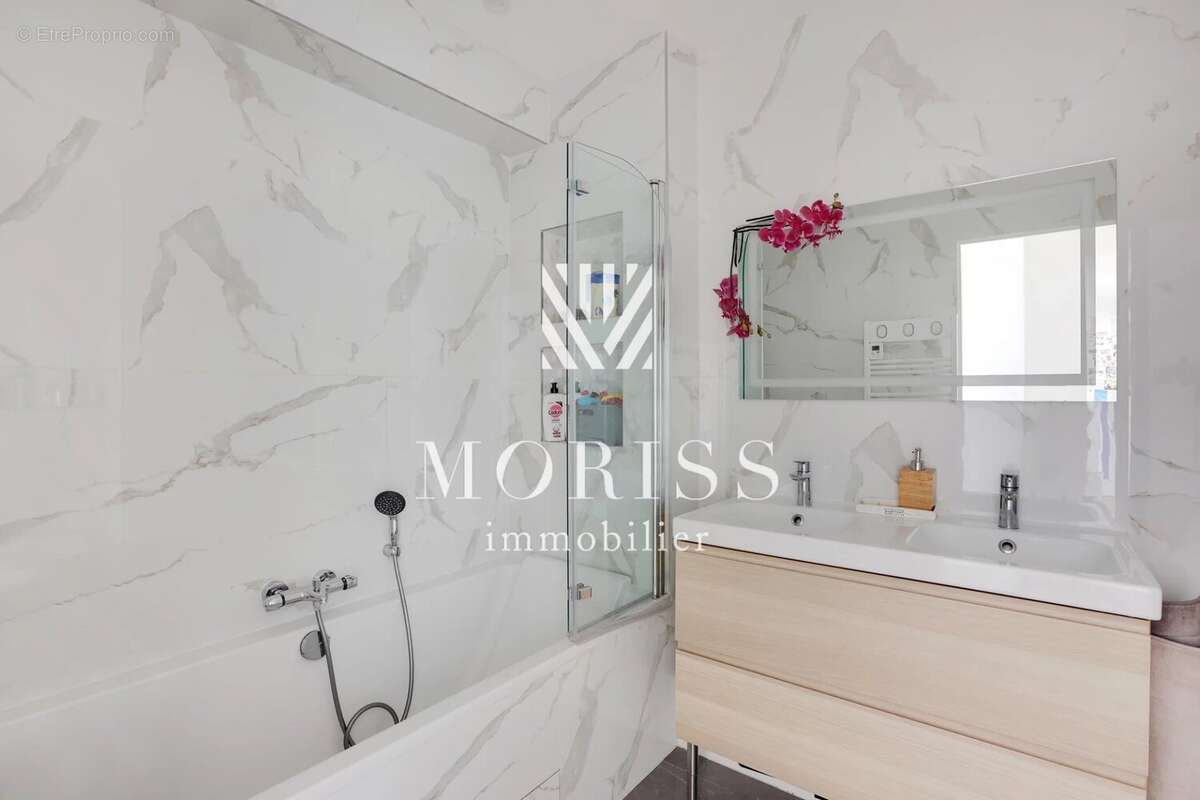 Appartement à LEVALLOIS-PERRET