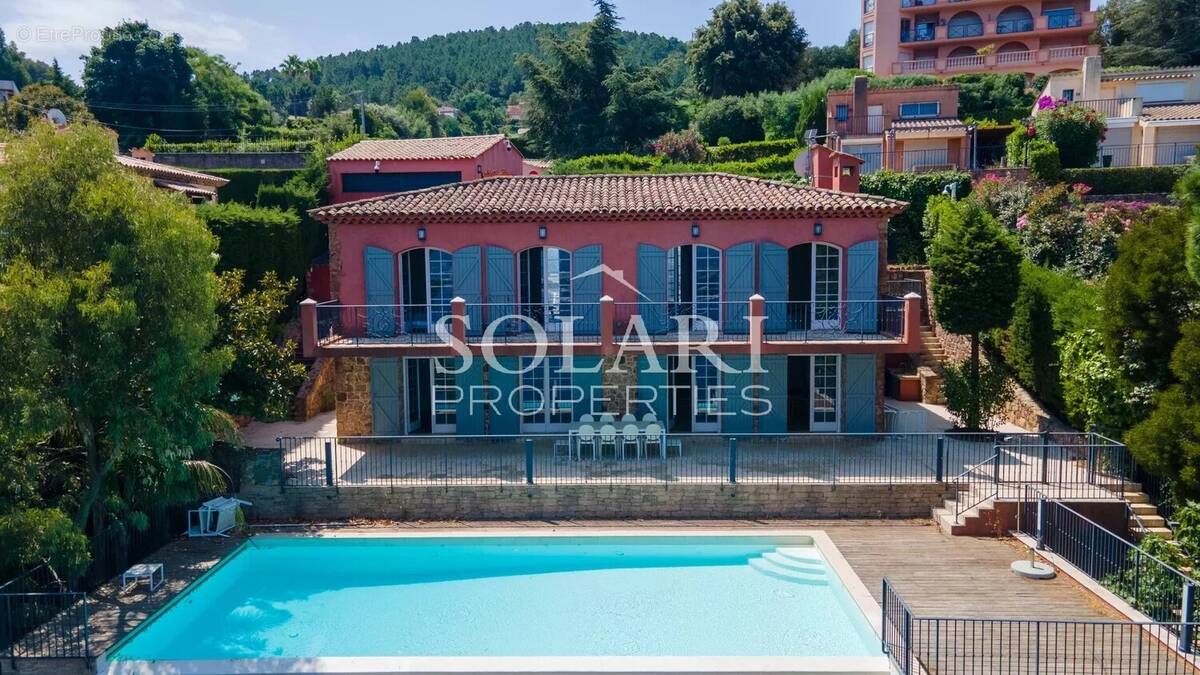 Maison à THEOULE-SUR-MER