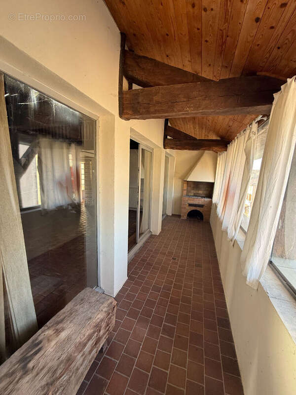 Appartement à PONT-DE-VEYLE