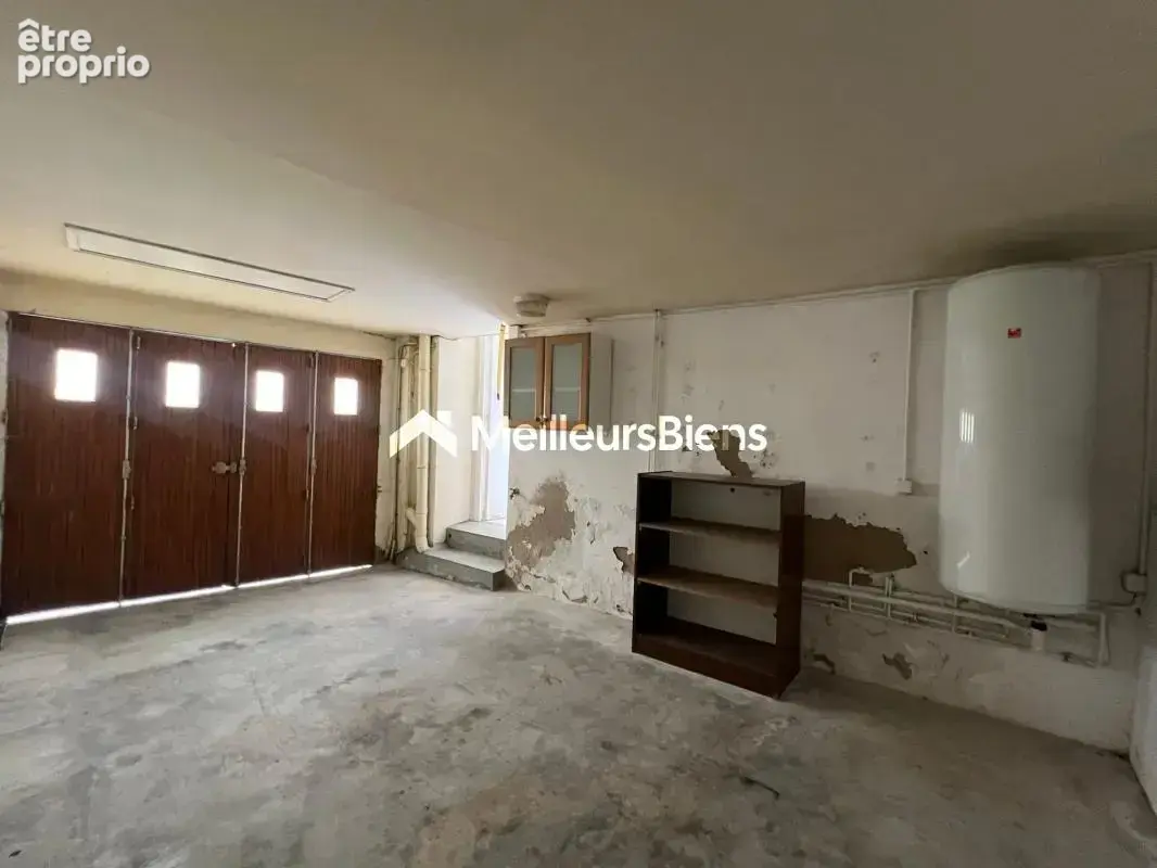 Ensemble immobilier - 134 m² composé d'une maison louée (T4) et d'une maison libre (T2) + grange et garages - photo 16