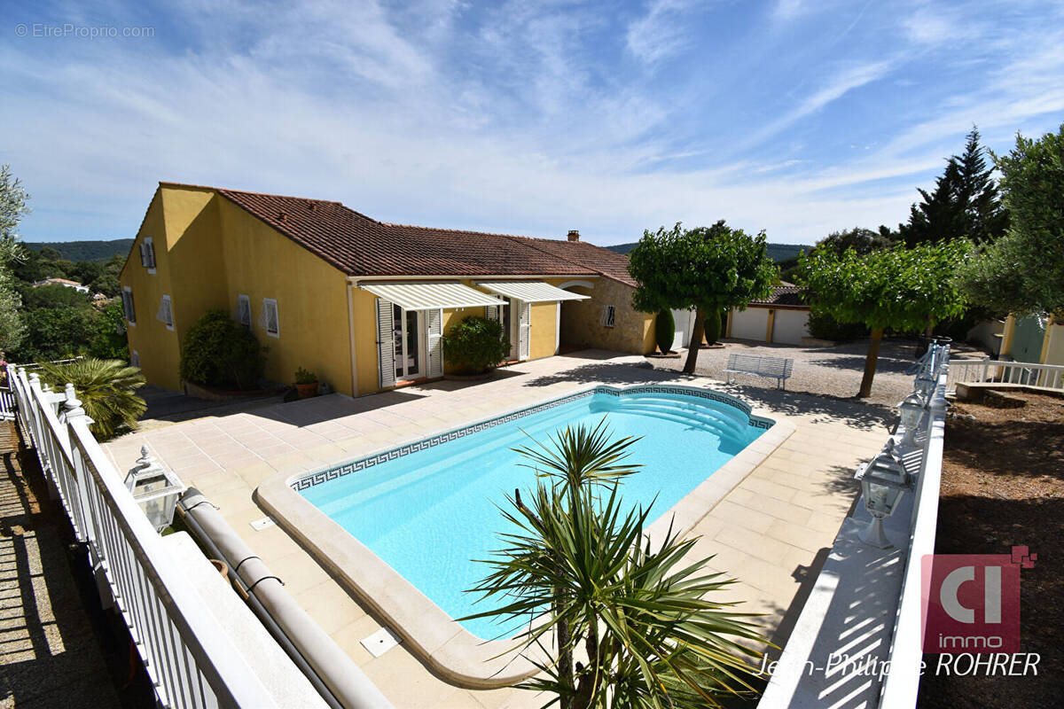 Maison à SAINTE-ANASTASIE-SUR-ISSOLE