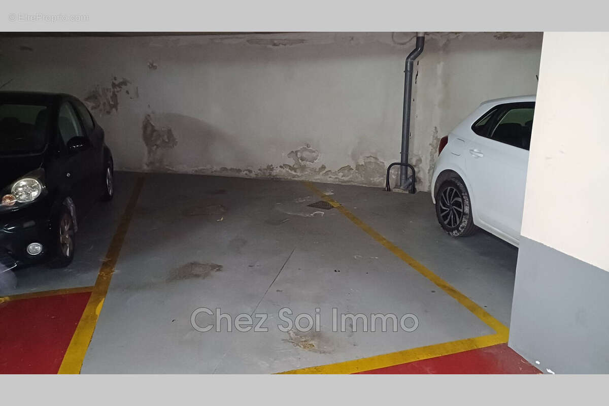 Parking 15 m² à Nice  - photo 2