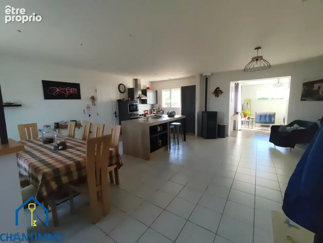 A vendre - Charmant pavillon de plain-pied   133 m2   Terrain de 1 311 m2   Secteur Chantonnay - photo 5