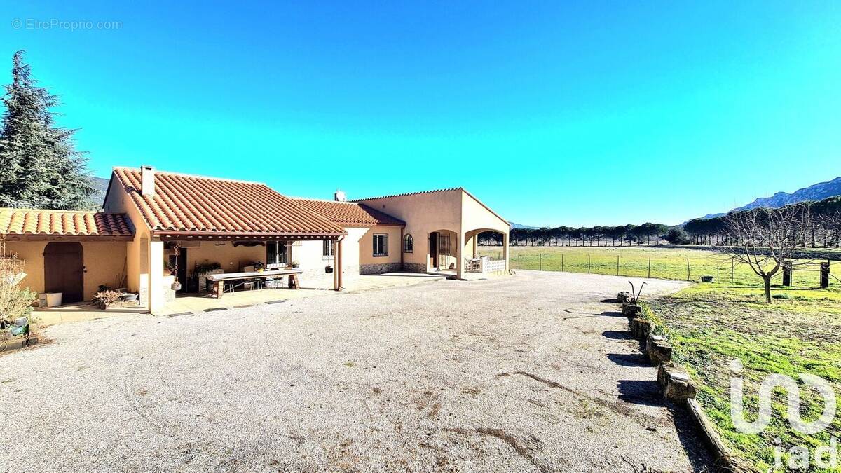 Photo 1 - Maison à CAUDIES-DE-FENOUILLEDES