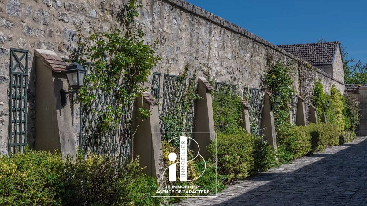 Appartement à FONTAINEBLEAU