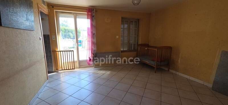 CHARMANTE Maison mitoyenne avec piscine - photo 12