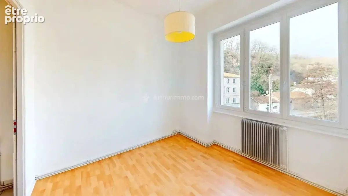 Photo Appartement à Pont-Eveque au prix de 98 000€