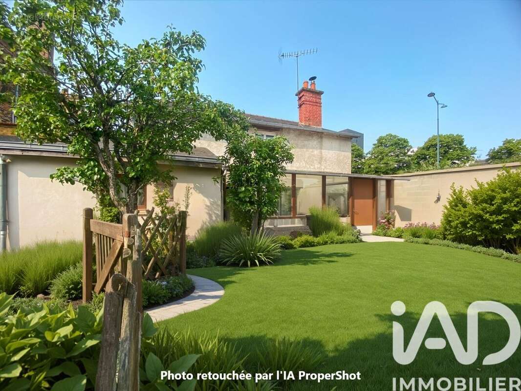 Photo 3 - Maison à SAINT-JACQUES-DE-LA-LANDE