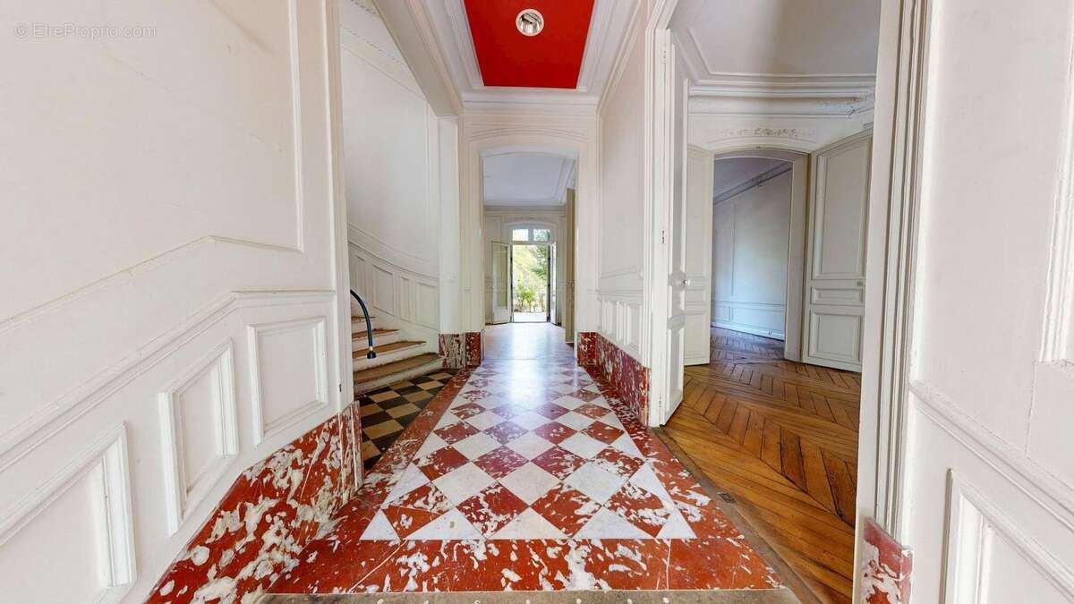 Maison à PARIS-16E