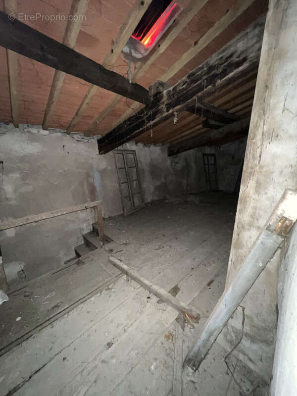 Maison à PEYRIAC-MINERVOIS