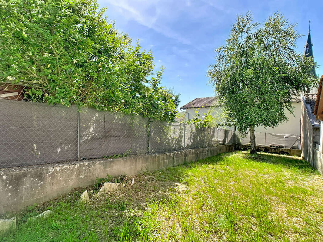 Maison à LE PERREON