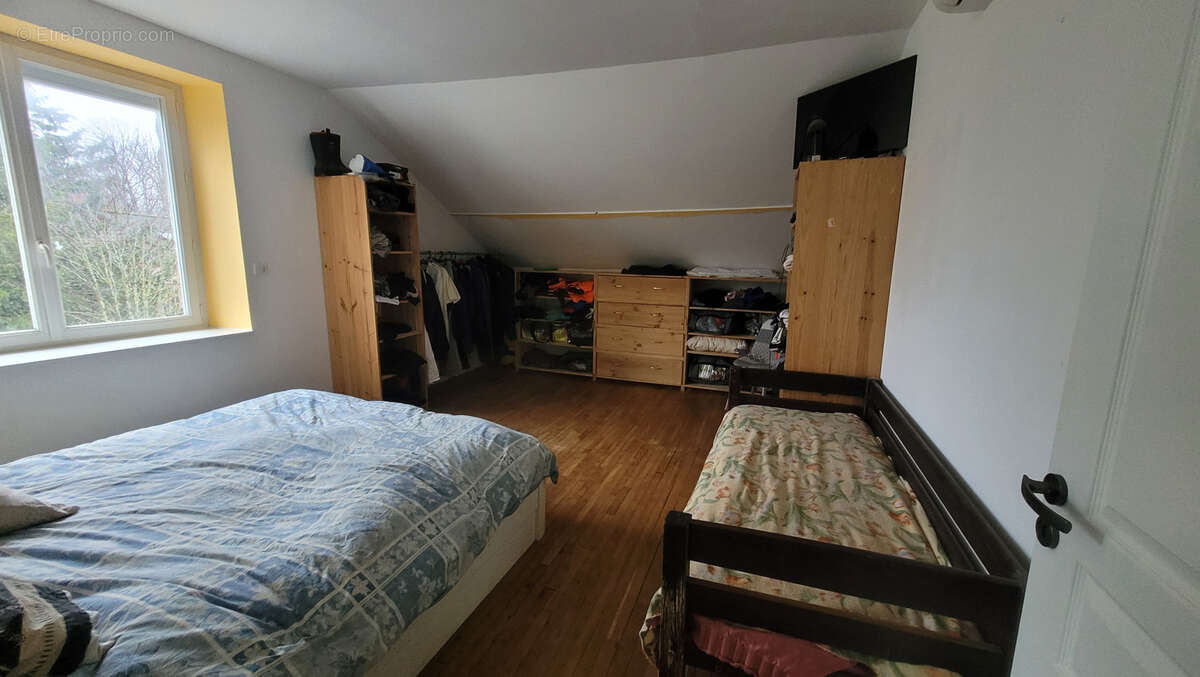 Maison à SAINT-YBARD