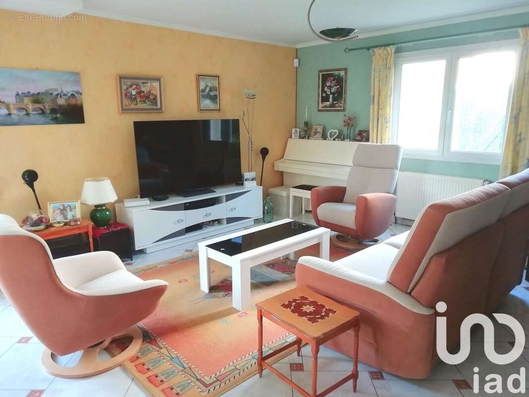 Photo 3 - Maison à MOISSY-CRAMAYEL