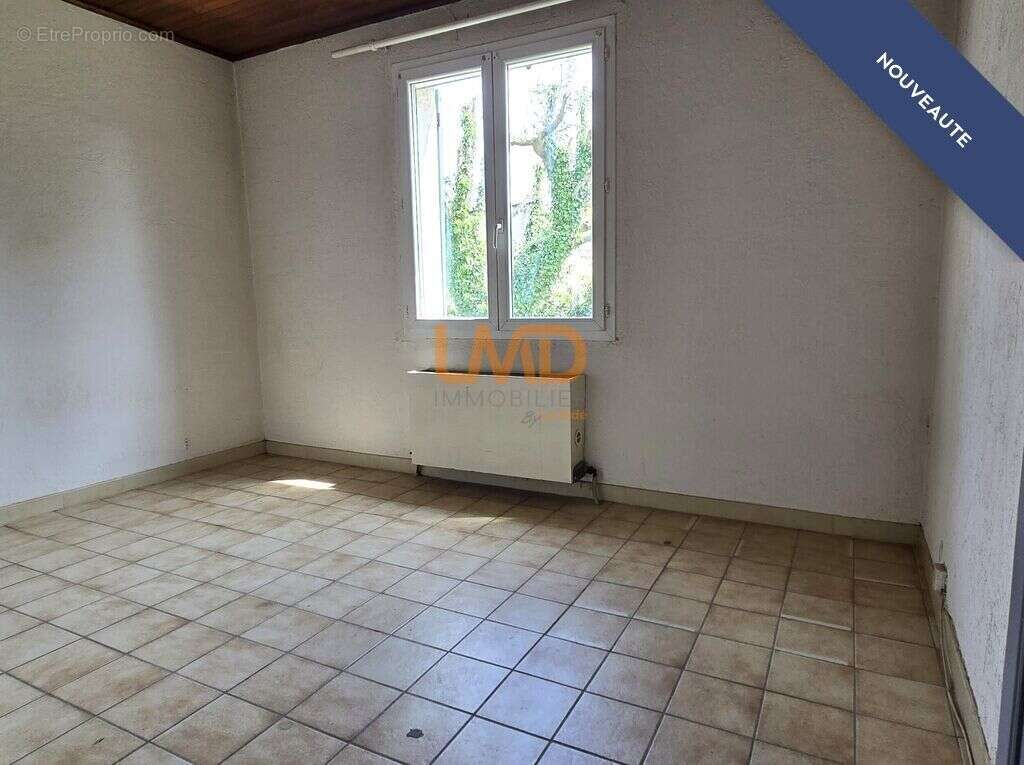Maison à CABRIERES-D'AVIGNON