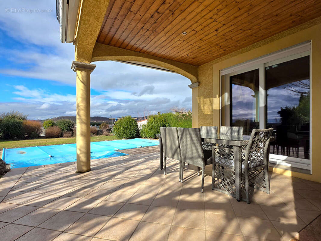 Maison à CHATILLON-SAINT-JEAN