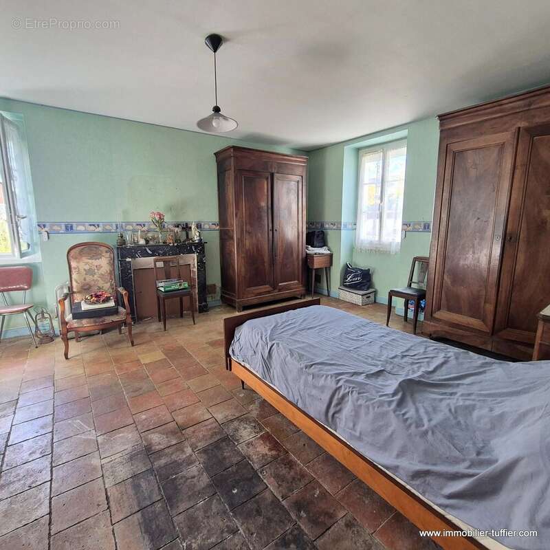 Maison à SAVIGNE-L&#039;EVEQUE