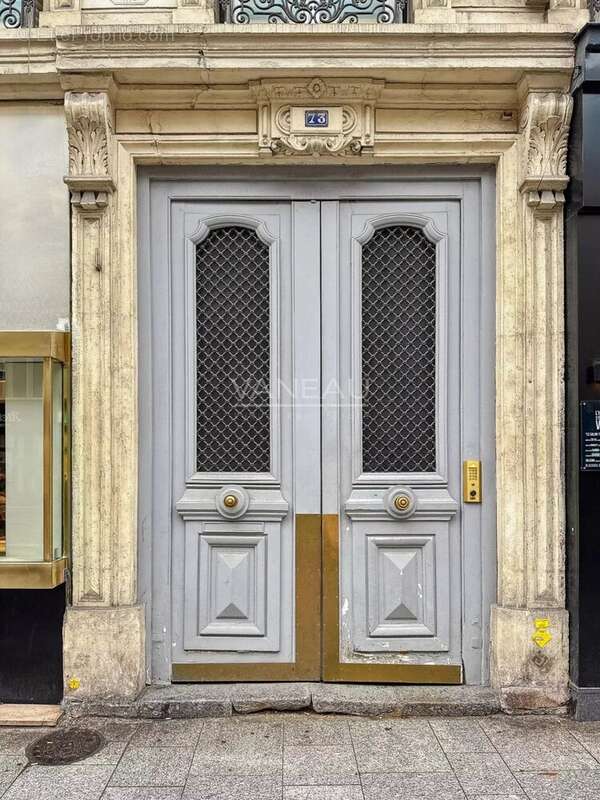 Appartement à PARIS-9E