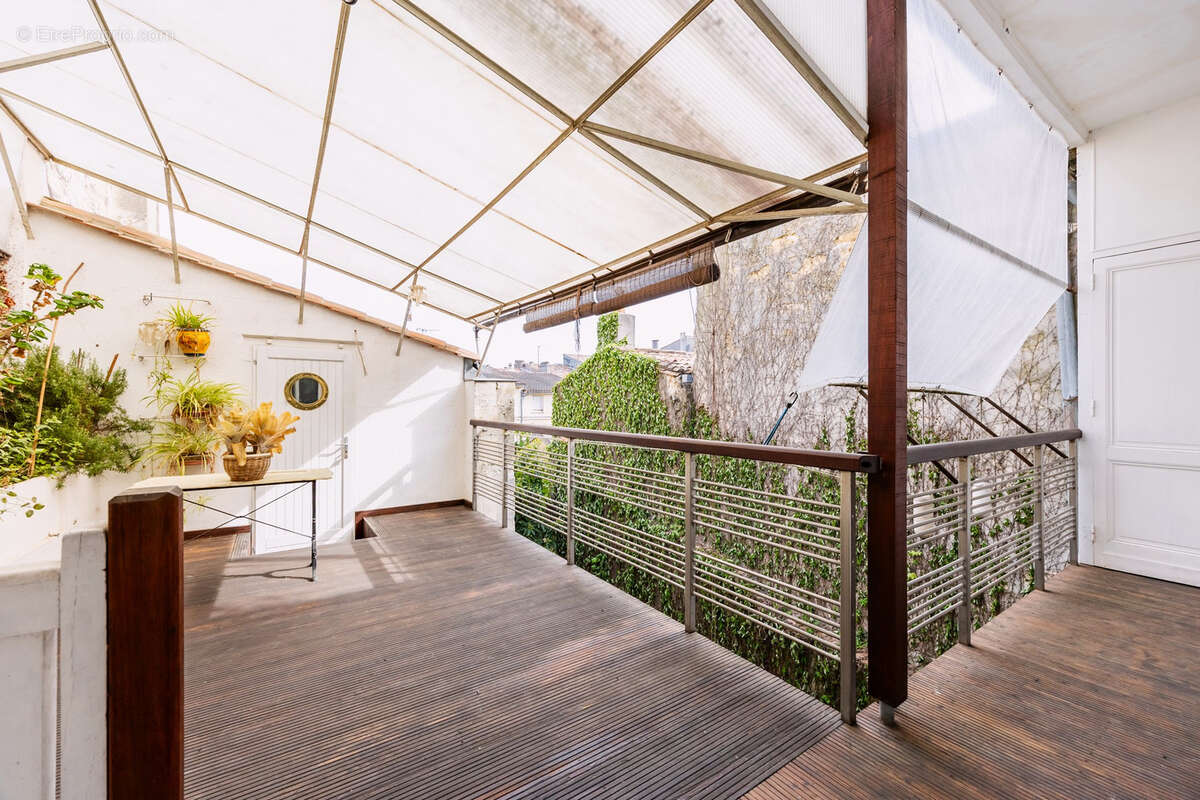 Appartement à BORDEAUX