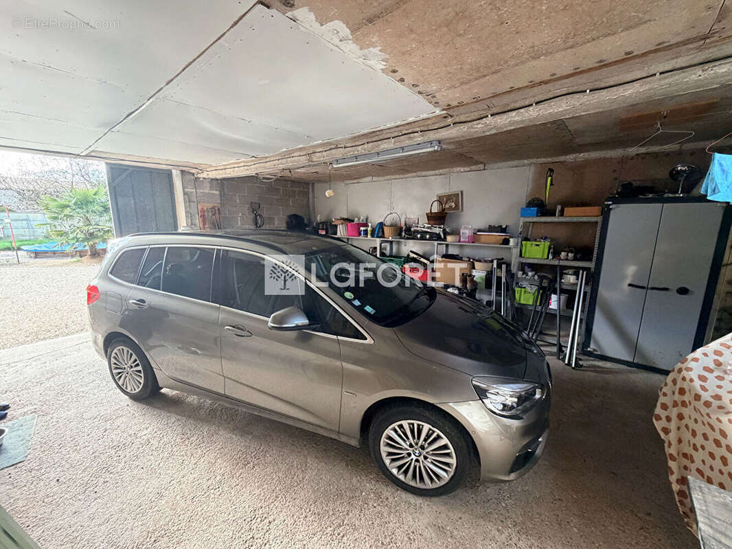 Maison à COURTISOLS