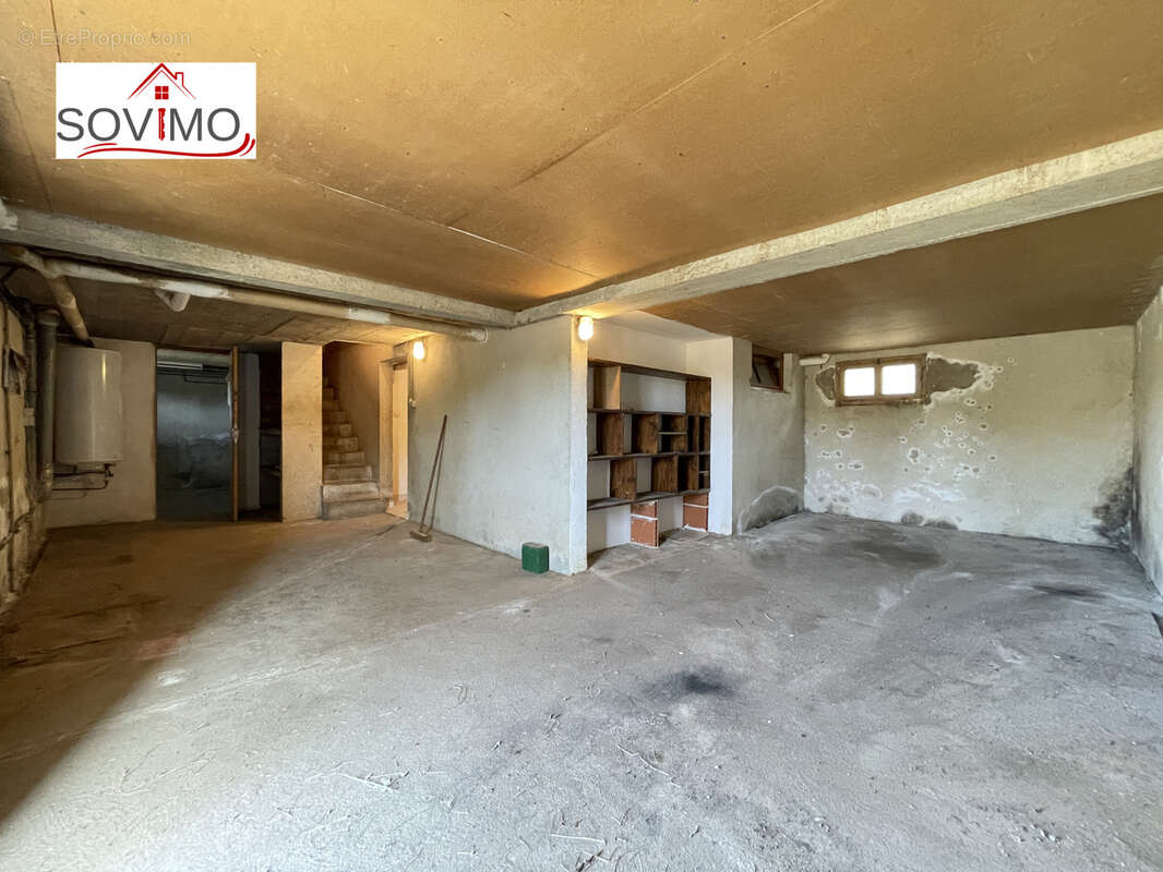 Au calme d'un village, pavillon sur sous sol complet à rénover avec jardin - photo 15