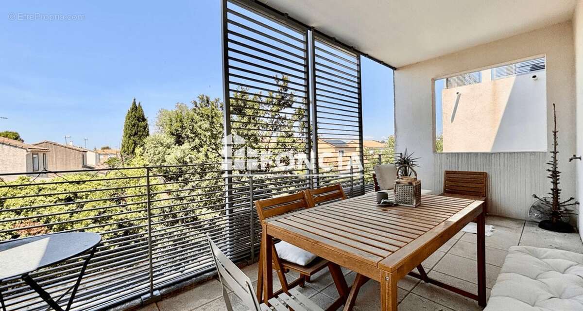 Appartement à SAINT-JEAN-DE-VEDAS