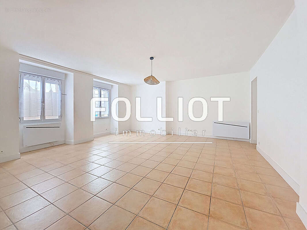 À vendre : Appartement 3 pièces à Granville 50400 RDC - photo 2