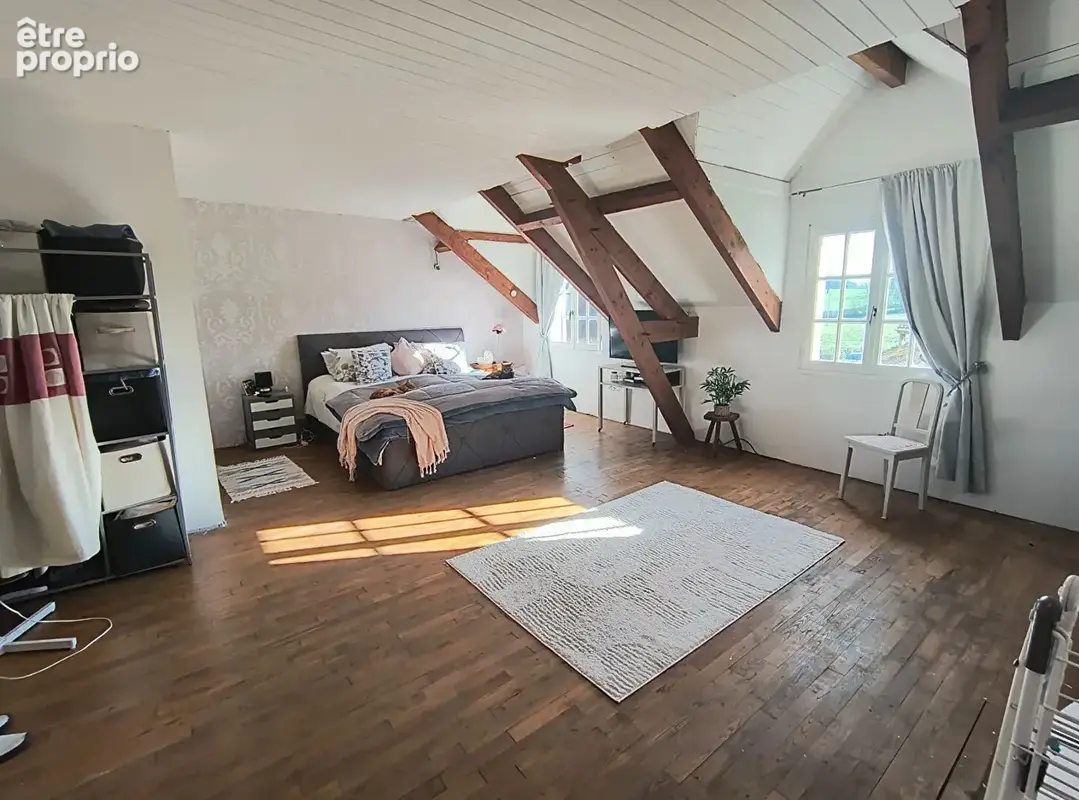 CREUSE - Maison polyvalente de 5 chambres avec piscine, dépendances et possibilité d'aménager un gîte - photo 4