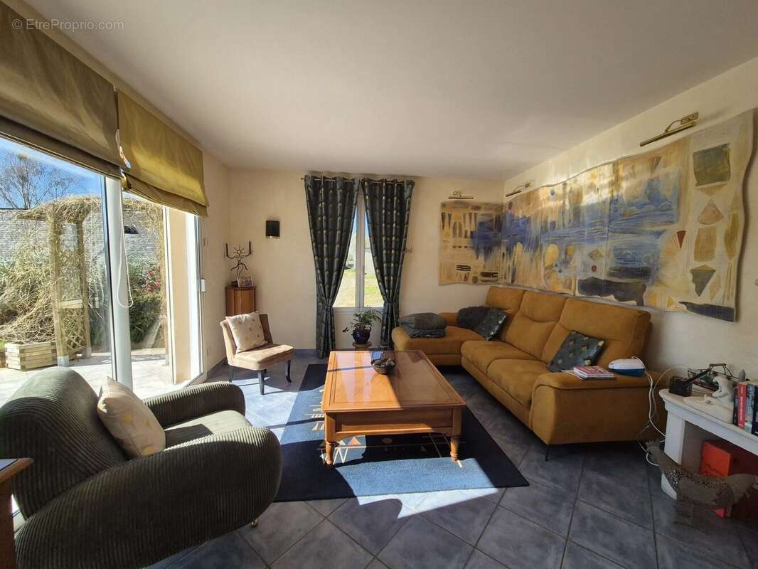 Maison à SAINT-PIERRE-SUR-ORTHE