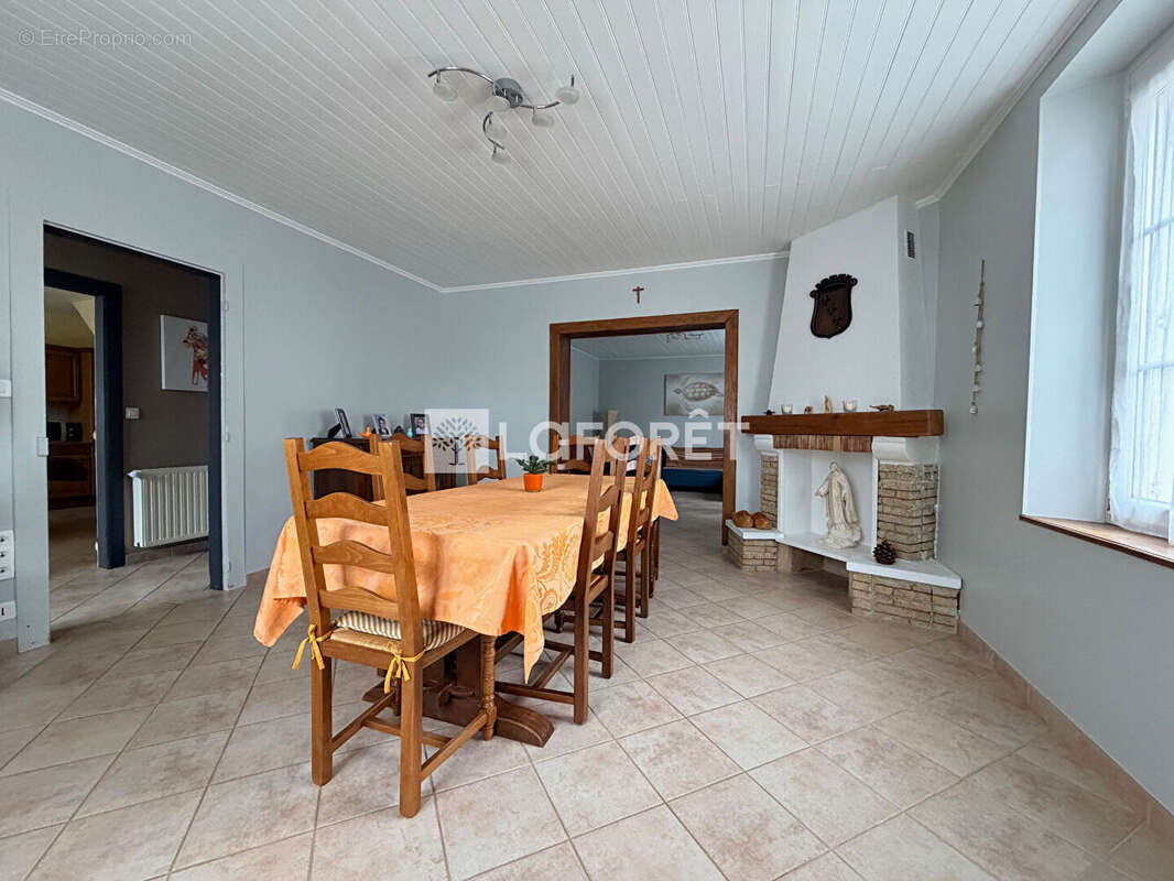 Maison à SERVON-MELZICOURT